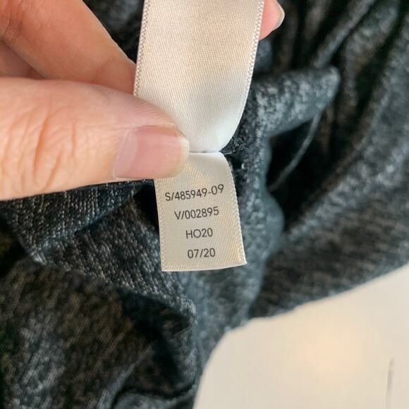 Athleta Top Womens M Medium Black Grey Mindful Dolman Pullover Lightweight Crew - Picture 11 of 13
